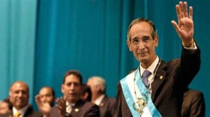 Alvaro Colom Height, Weight, Net Worth, Age, Birthday, Wikipedia, Who, Nationality, Biography