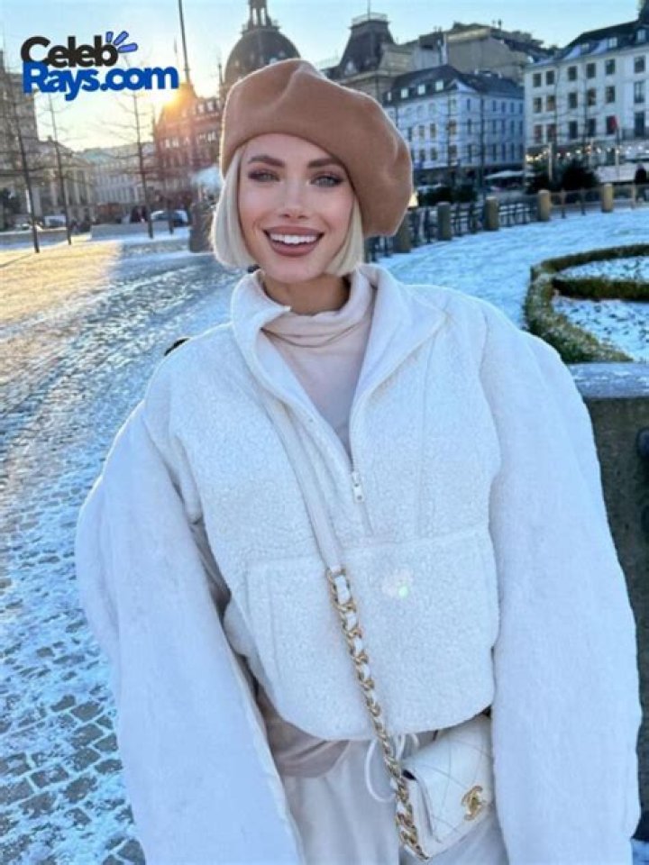 Anna Soderstrom Height, Weight, Net Worth, Age, Birthday, Wikipedia, Who, Instagram, Biography