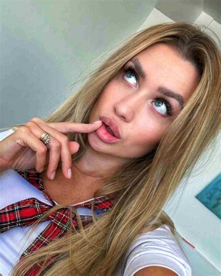 
Bijou Thaangjam Height, Weight, Net Worth, Age, Birthday, Wikipedia, Who, Nationality, Biography 