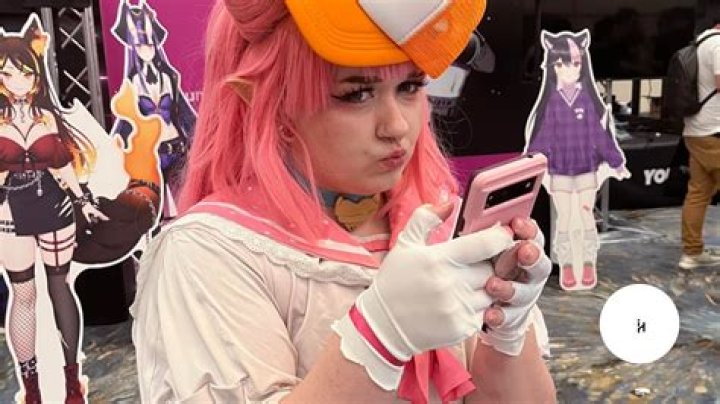 
Has Vetreon Done A Face Reveal On Twitch? Meet The Valorant Streamer On Twitter 