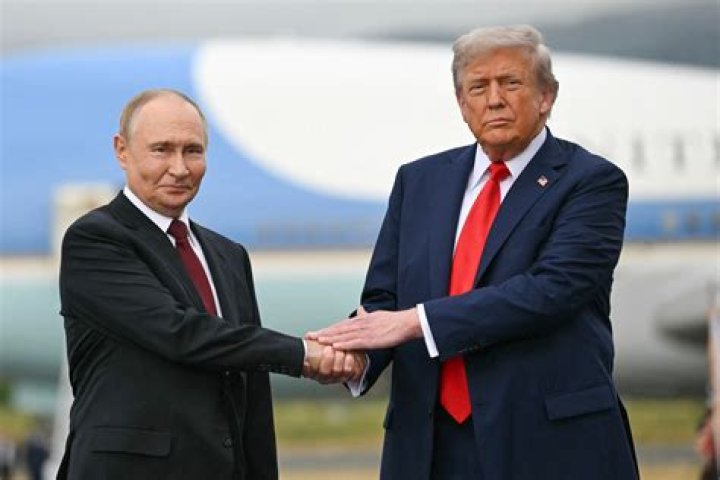 
Is Alexander Lukashenko dead? Social media users speculate Belarus President was poisoned after Putin meeting 