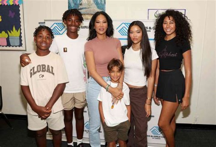 Is Angel Brinks Married To Her Baby Father Roccstar? Ex Husband Suicide Motive – Kids And Net Worth 2022