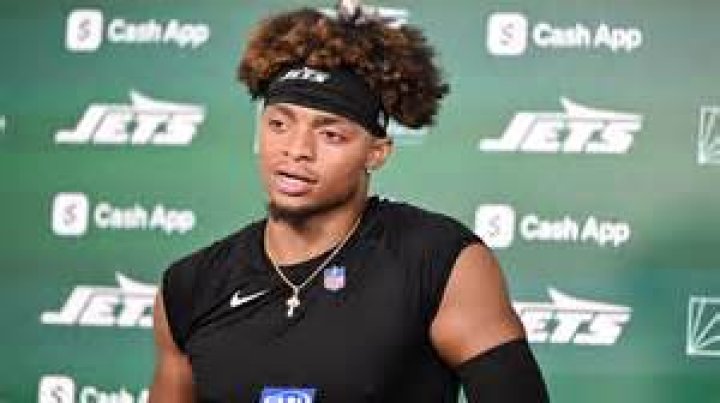 Is Justin Fields Christian? Religion And More To Know