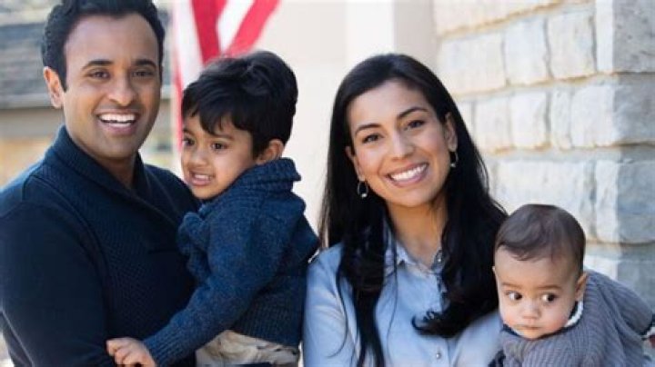 Is Rhonda Walker Married? Her Bio, Age, Husband, Foundation, Net worth and Family