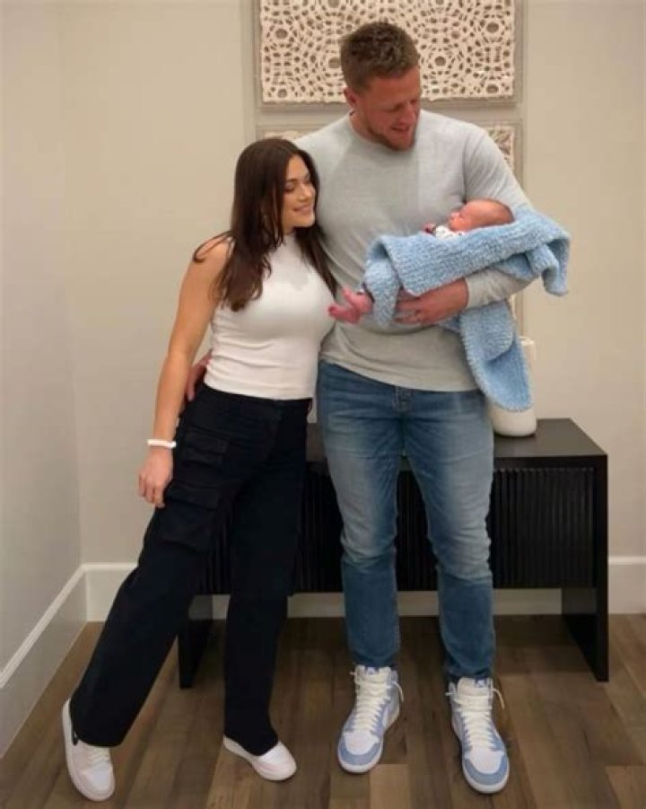 
J.J. Watt Celebrates First Thanksgiving as Father: ‘More to Be Thankful for Than Ever’ 
