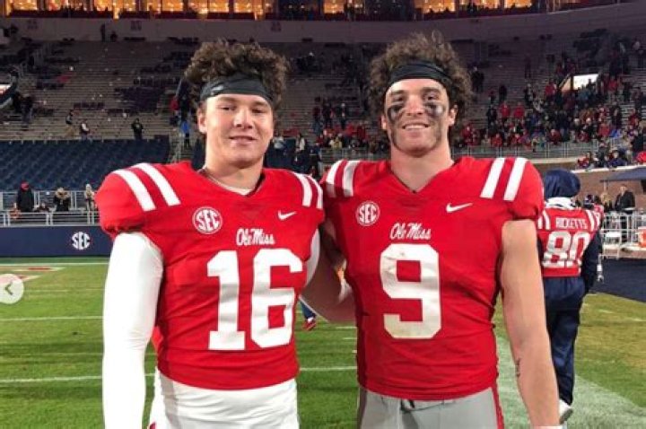 
Luke Knox, Dawson Knox’s Brother Died Age 22 – What Happened? 