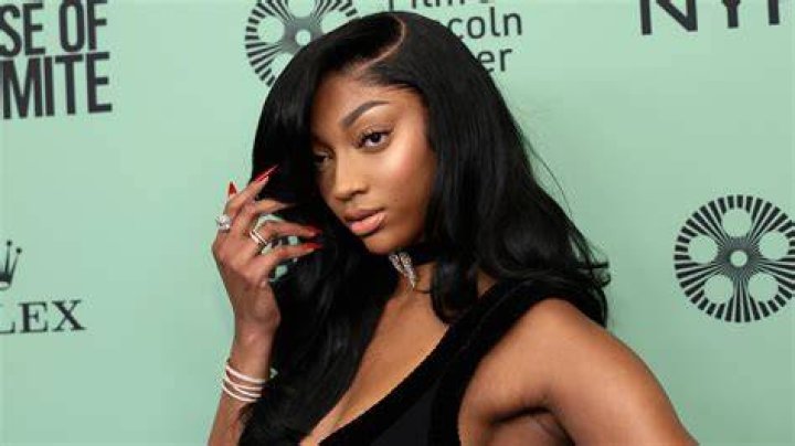 Malinda Kathleen Reese Height, Weight, Net Worth, Age, Birthday, Wikipedia, Who, Nationality, Biography