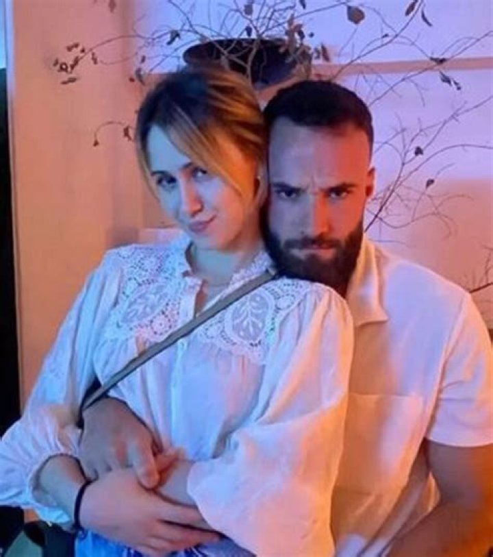 
Maria Bakalova Husband – Is She Married To Boyfriend Peyton Gulley? Relationship Timeline 