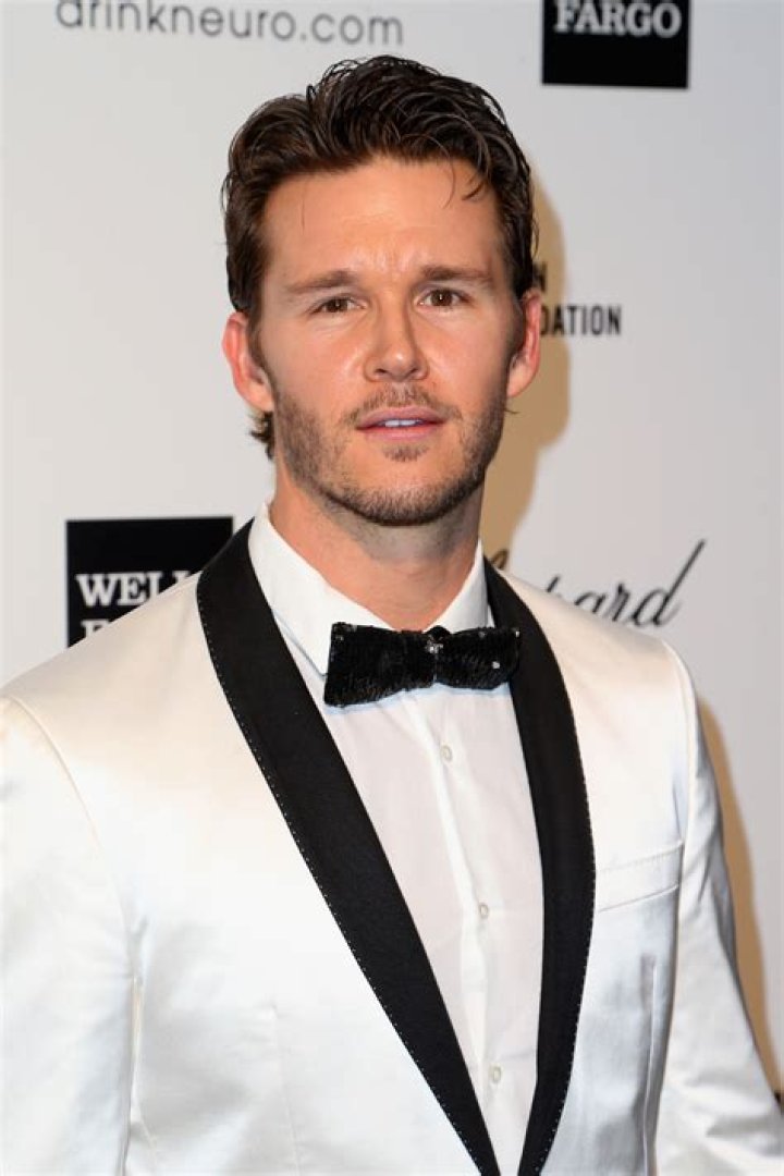 Ryan Kwanten Height, Weight, Net Worth, Age, Birthday, Wikipedia, Who, Nationality, Biography