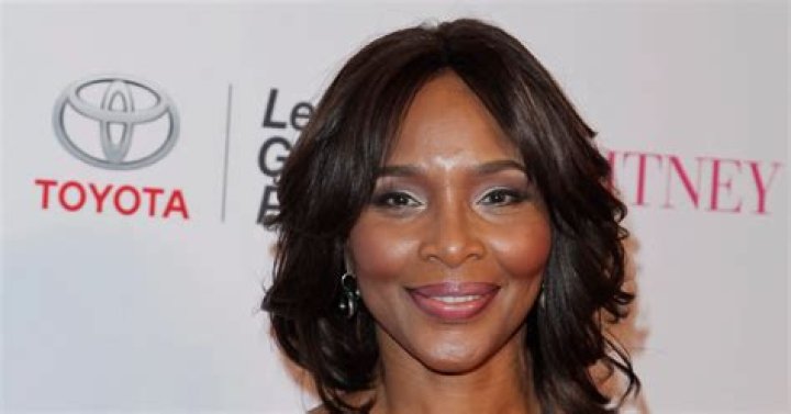 Suzzanne Douglas Height, Weight, Net Worth, Age, Birthday, Wikipedia, Who, Nationality, Biography