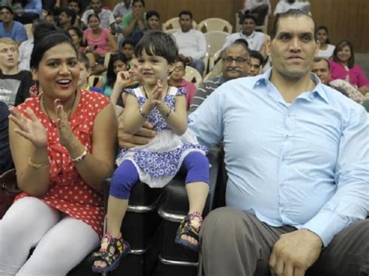The Great Khali is Married to Wife: Harminder Kaur. Kids