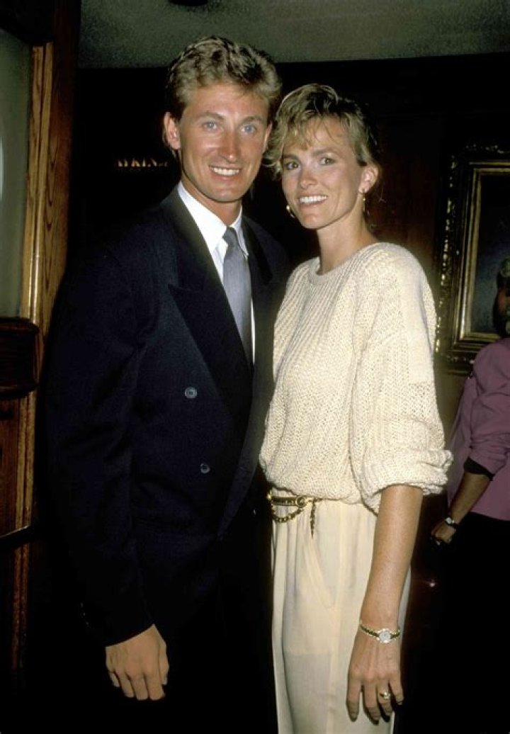 
Wayne Gretzky Wife Who is Wayne Gretzky Wife? 
