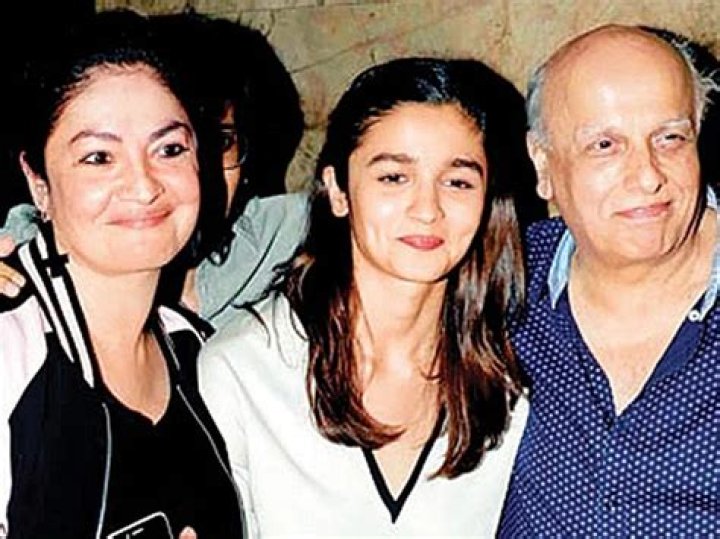
Who are Shaheen Bhatt s Parents? Shaheen Bhatt Biography, Parents Name, Nationality and More 
