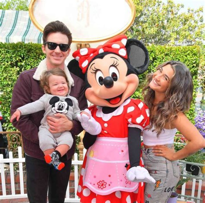
Who Is Janet Von Schmeling? Details To Know About Drake Bell Wife And Child After Her Drama With Josh Peck 