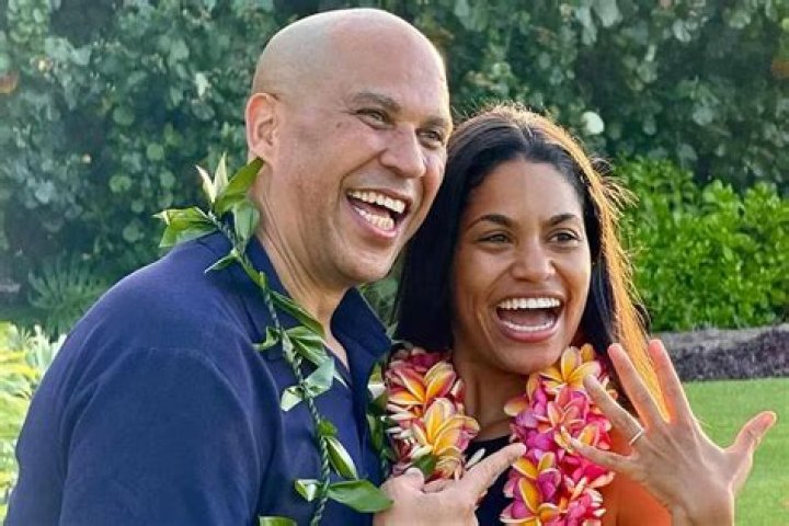 Who Is Regina Booker? Eric Badlands Booker Wife And Net Worth 2022